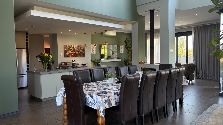 4 Bedroom Property for Sale in Grimbeeck Park North West